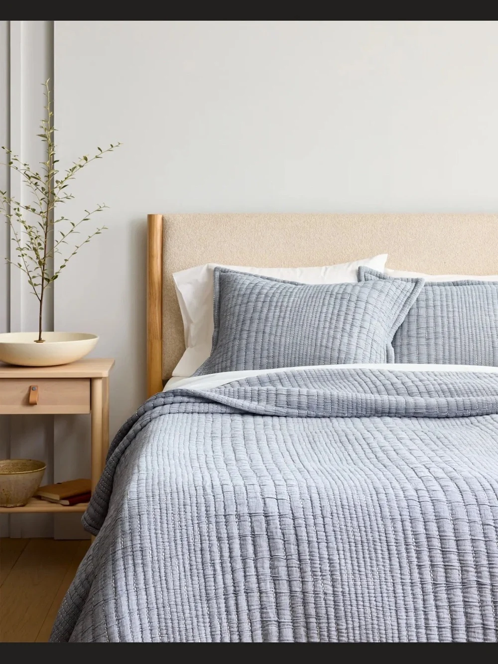 Soft Quilted Bedding Set in Light Blue/Gray - 3-Piece Cal King/King Size